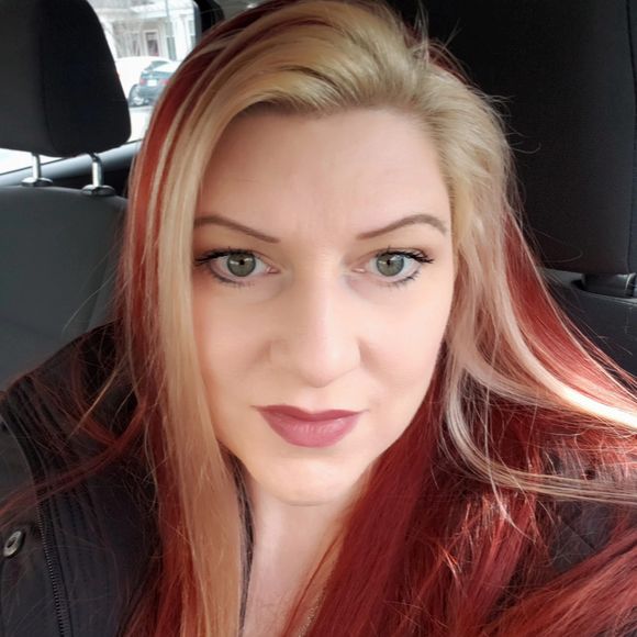 Meet your Posher, Alisa - Picture 1 of 1